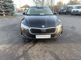 Skoda Octavia Combi First Edition Leder Navi Automatik - Skoda Octavia: Limousine, Combi