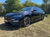 Skoda OCTAVIA COMBI RS 2.0TSI DSG -ANHÄNGERKUPPLUNG- - Skoda Octavia aus 2021