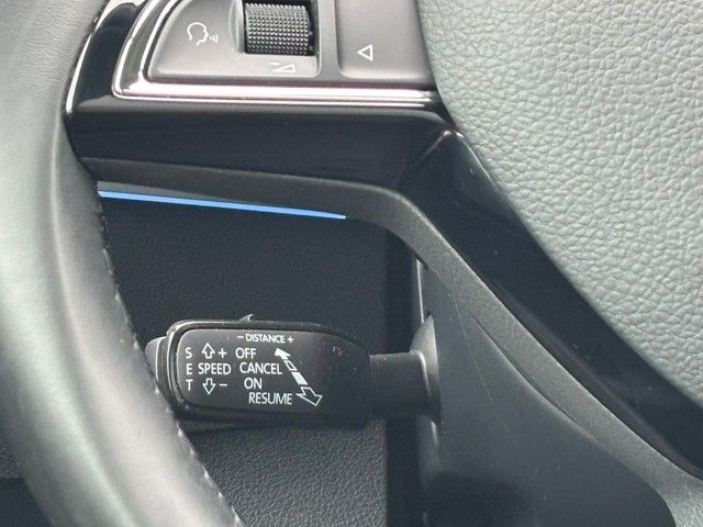 Karoq 2.0 TDI DSG Drive 4x4 PANO AHK RFK ACC