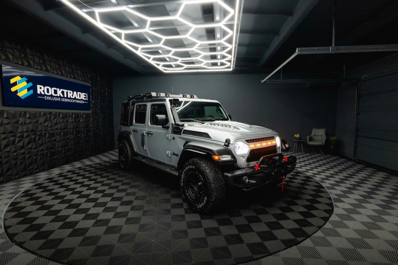 Fahrzeugabbildung Jeep Wrangler 3.6 V6 UNLIMITED SPORT OFFROAD 4x4 LED