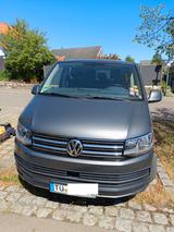 Volkswagen T6 Caravelle Langradstand - graue Volkswagen T6 Caravelle