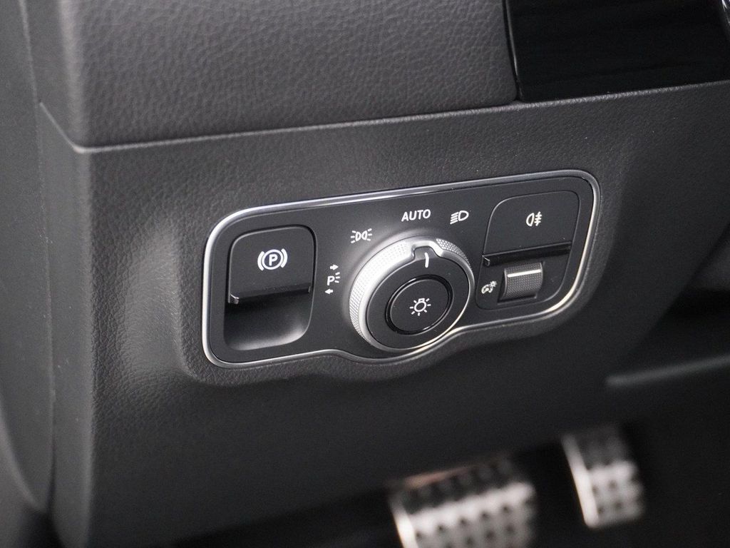 Mercedes-Benz B 250 B e AMG Line Wegklapbare AHK Nightpakket