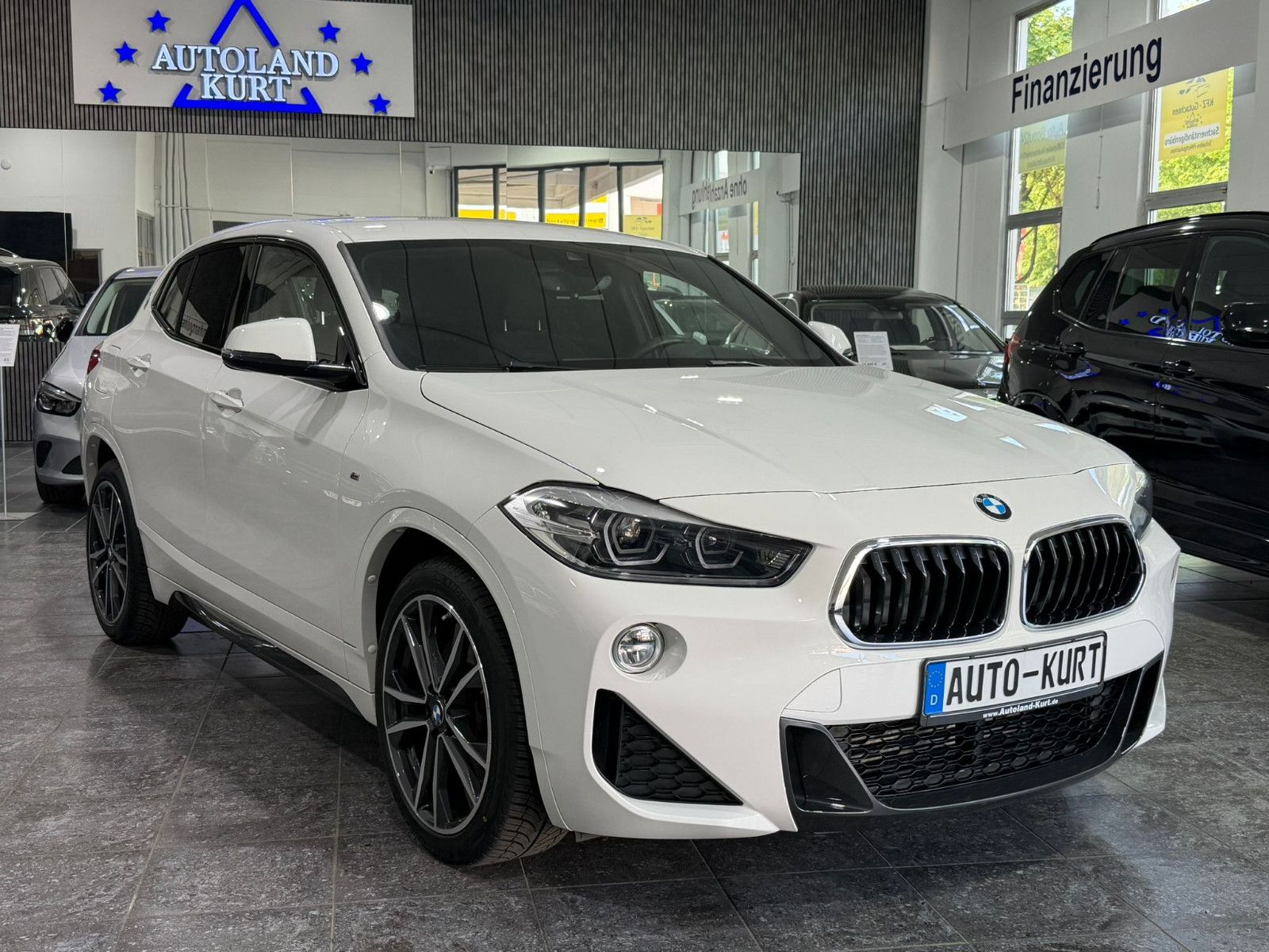 BMW X2 sDrive 20 i M Sport*HUD*Keyless*LED*Automatik