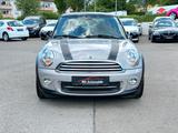 MINI Cooper Baker Street - MINI MINI: Baker Street