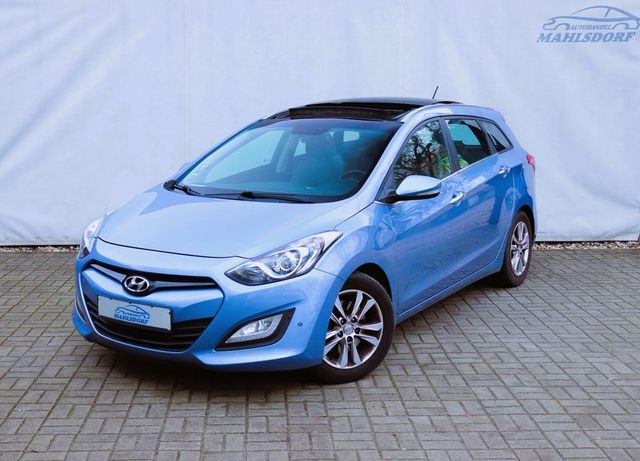 Hyundai i30 CW 1.6 CRDi STYLE AUTOMATIK ANHÄNGERKUPPLUNG