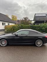 Mercedes-Benz C 200 4MATIC AMG Line Autom. AMG Line - Mercedes-Benz C 200 Gebrauchtwagen in Freiburg