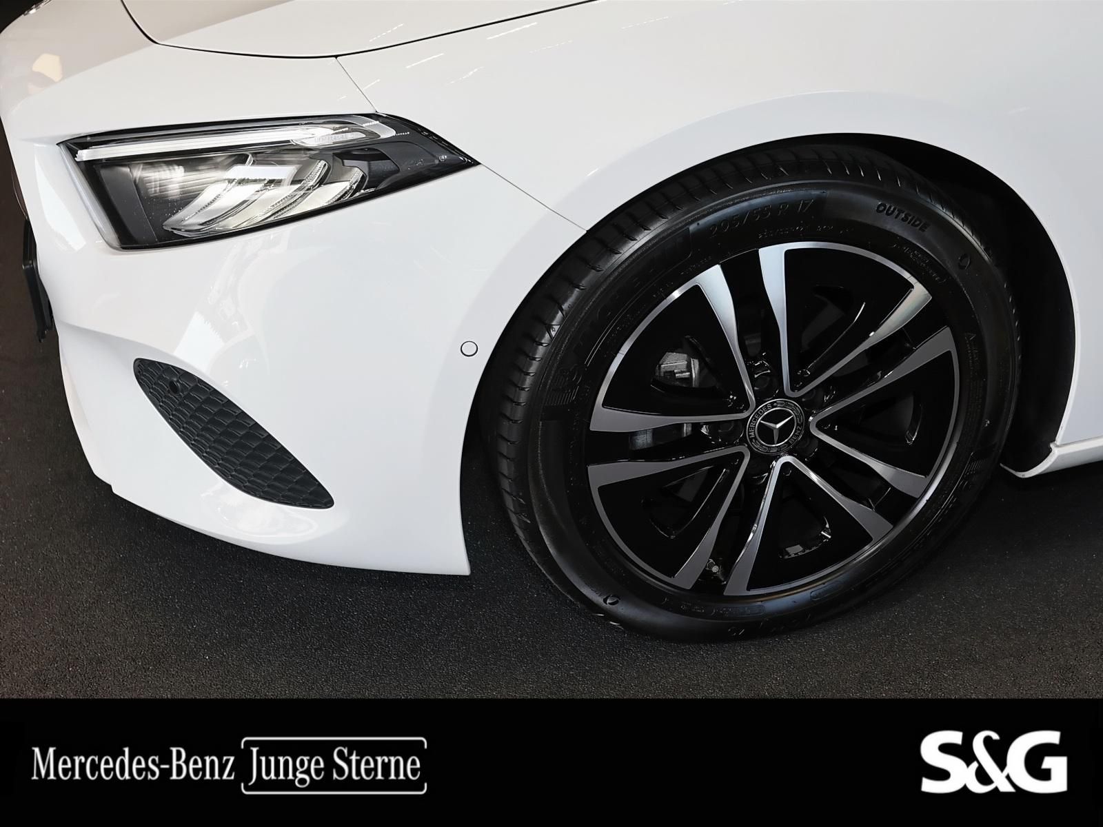 Mercedes-Benz A 180 Progressive TOTWINKEL LED KAMERA MBUX 17 foto 3