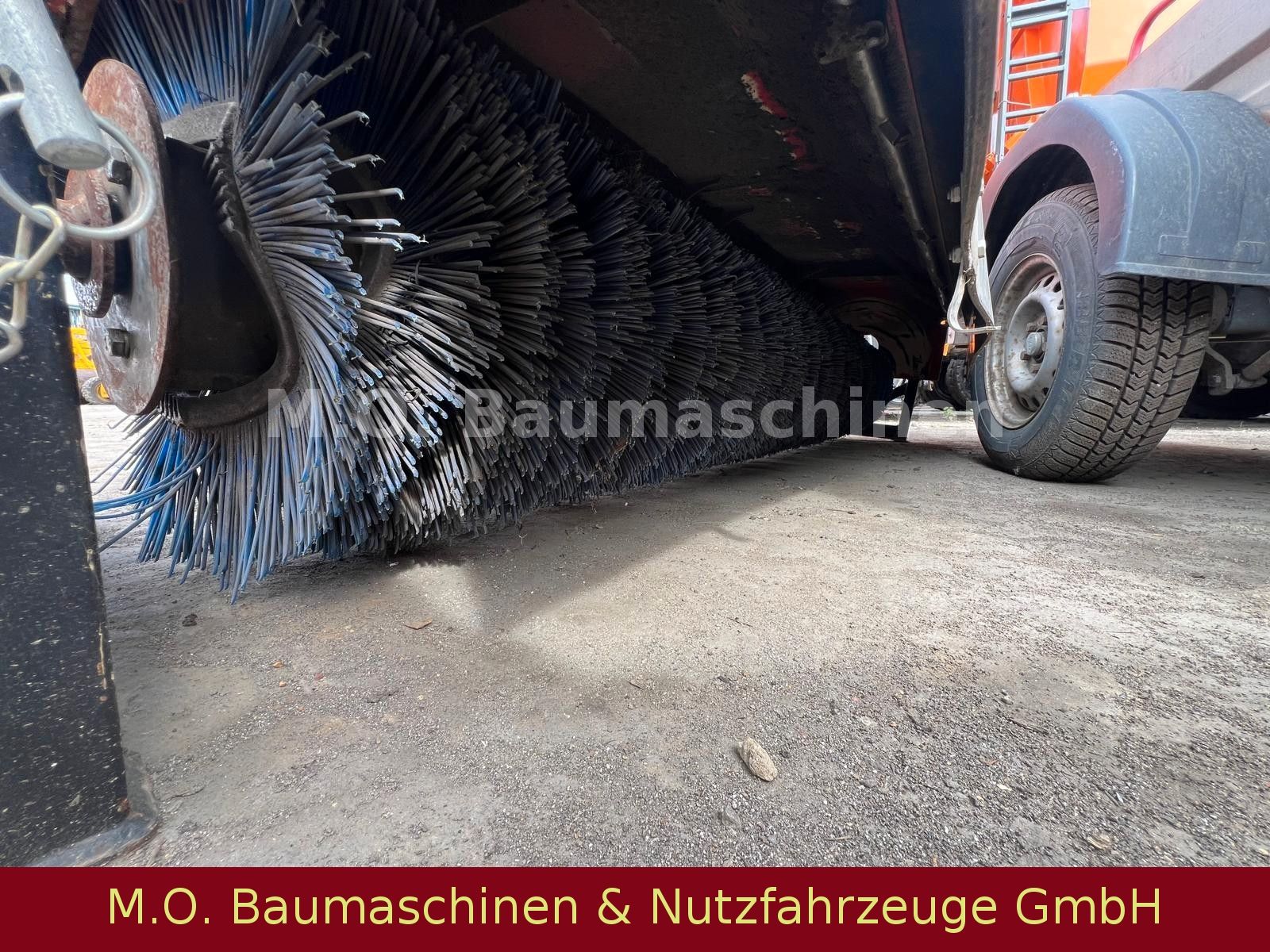 Fahrzeugabbildung Andere Drücker HDK 2200 / Kehrmaschine /Neuwertig