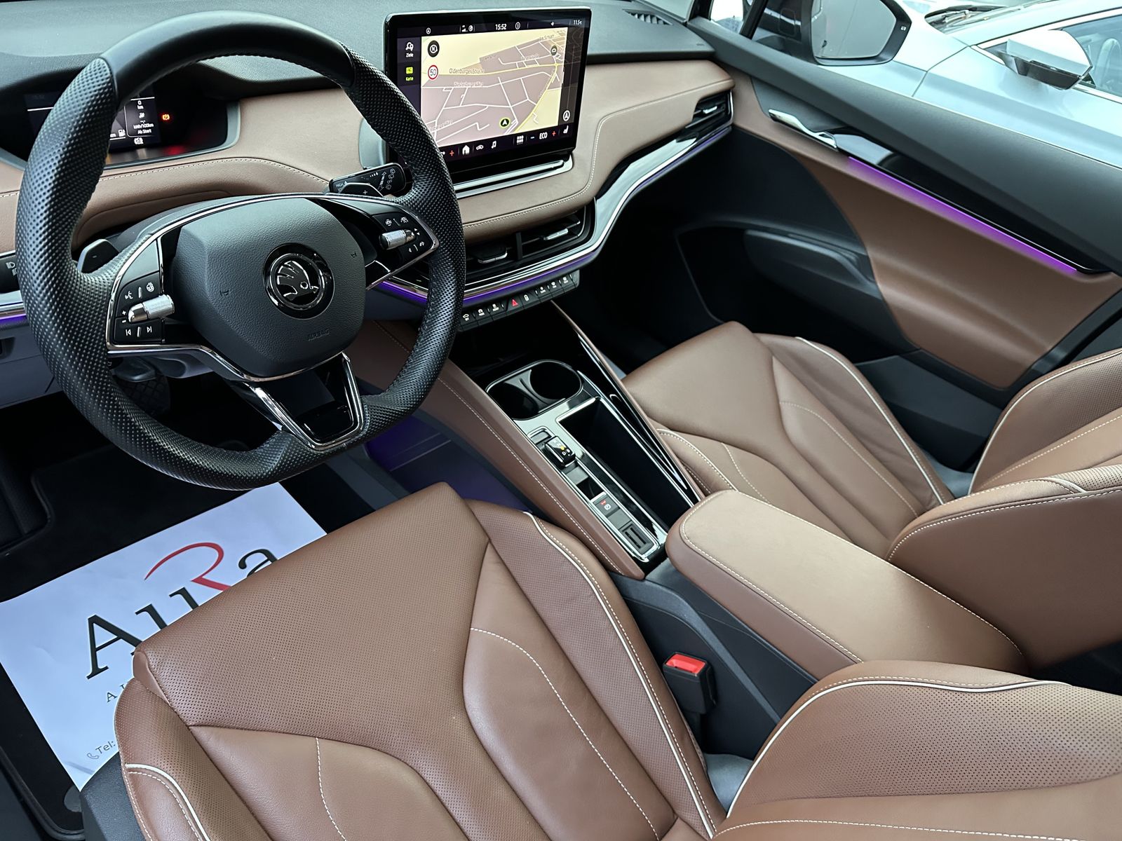 Fahrzeugabbildung SKODA Enyaq  iV 80 Sport Plus NAV+LED+KAM+VC+20ZO+1HD