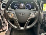 Hyundai SANTA FE 2.2 CRDi KAT+PANO+KAMERA+NAVI+XENON+ - weiße Hyundai SANTA FE
