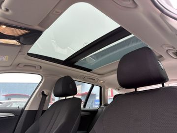 BMW 530 D xDrive PANONAVITEMPOMATAHK
