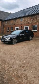 Mercedes-Benz biete Mercedes-Benz s211 320cdi - Mercedes-Benz 320 aus 2003