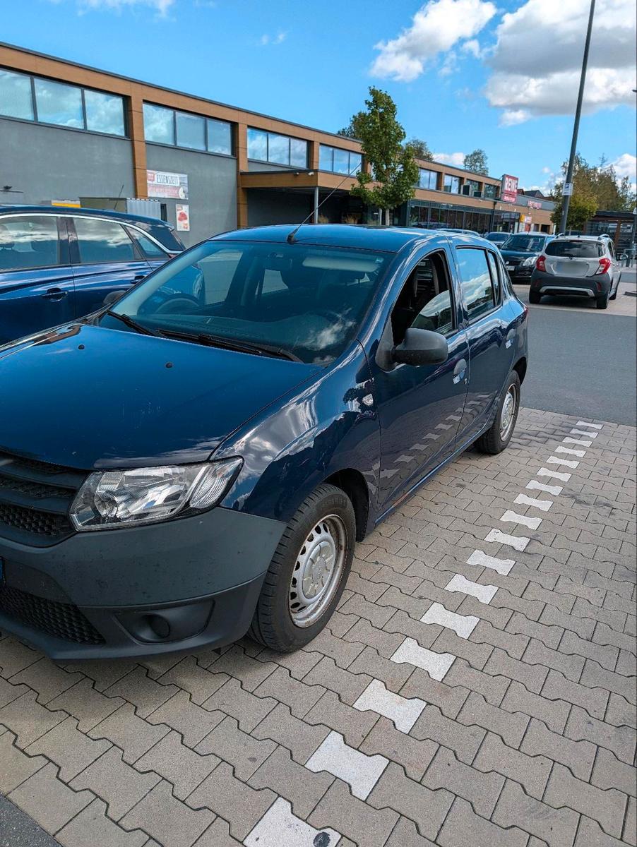 Dacia Sandero 2013 — rear view