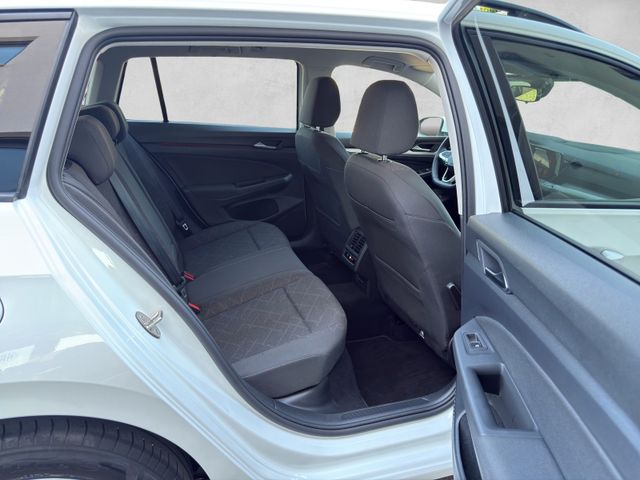 Volkswagen Golf VIII 2.0 TDI Variant Life|Kamera|Navi|AHK