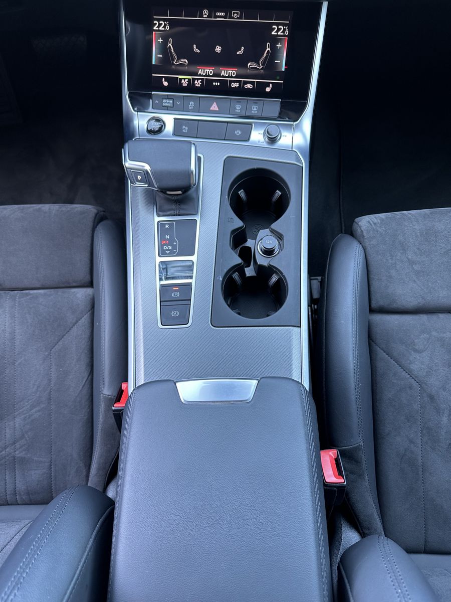 Fahrzeugabbildung Audi A6 Avant 50 TDI Qu S-Line NAV+LED+KAM+DIGDISPLAY