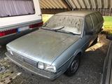 Volkswagen Passat 32b EZ 1983, 2. Hand, lückenl. Sche... - Volkswagen Passat: Kombi, 32b