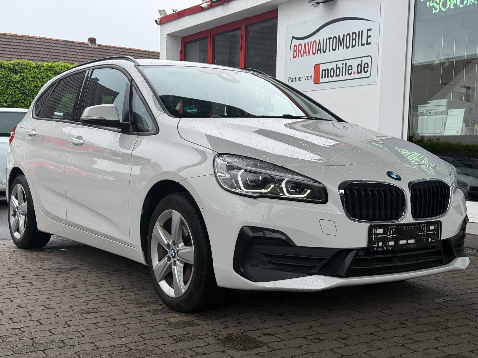 BMW 218 d Active Tourer Advantage Aut./NAVI/SHZ/AHK