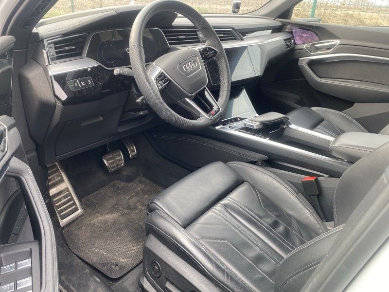 Audi Q8 e-tron - Bild 4