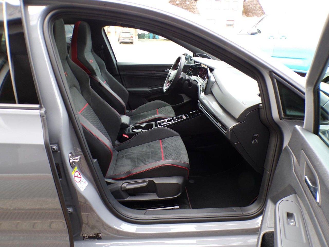 Volkswagen GOLF 2.0 TSI*DSG*GTI CLUBSPORT*ACC*LED*PANO*IQ.D