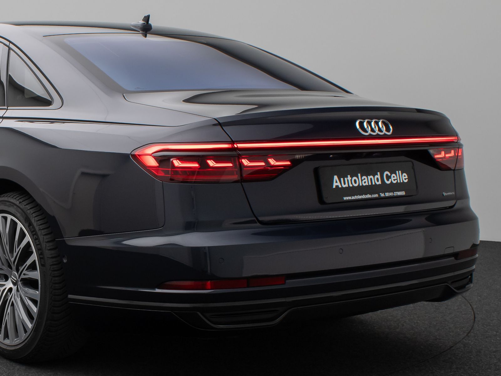 Fahrzeugabbildung Audi A8 50 TDI quattro S-Line Pano B&O Fond Entertain