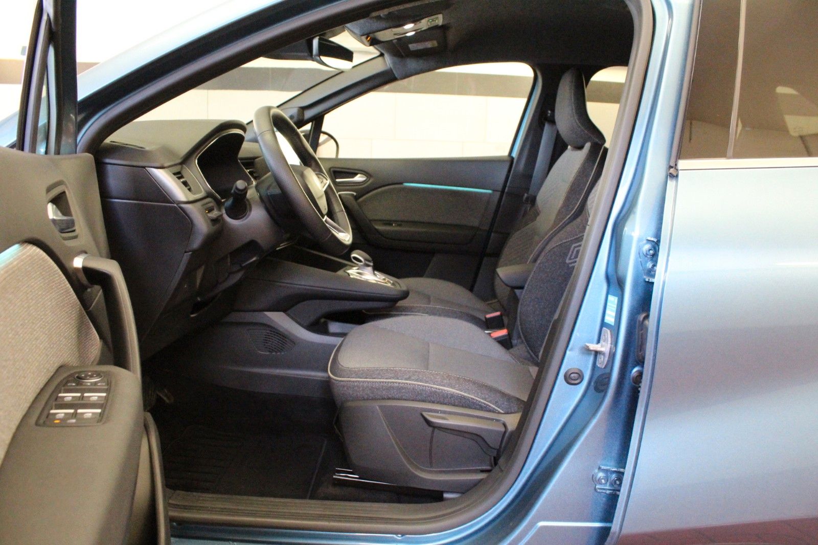 Fahrzeugabbildung Renault Symbioz E-Tech Full Hybrid 145 Techno *Winterp.*