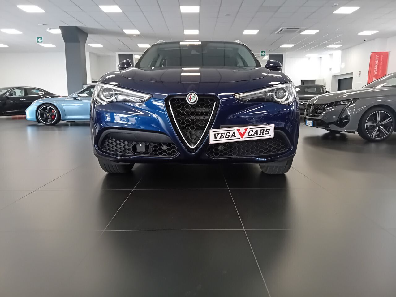 Alfa Romeo Stelvio 2.2 Turbodiesel 190 CV AT8 RW imagem 2