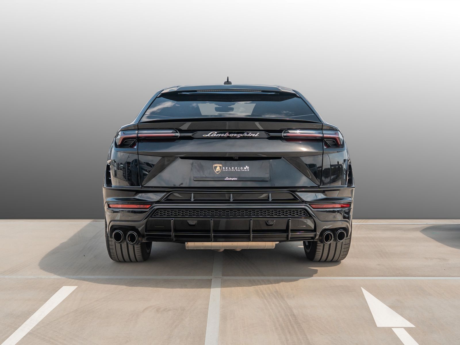 Lamborghini Urus S MY23 Nero Helene Akra Pano 360° B&O foto 3