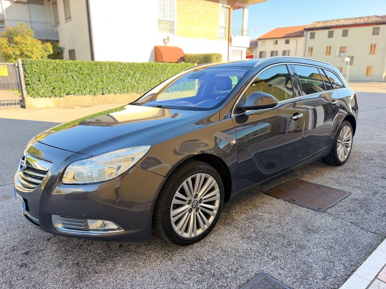 Opel Insignia 2013 — engine 1.956 cm³, 160 HP (118kW)