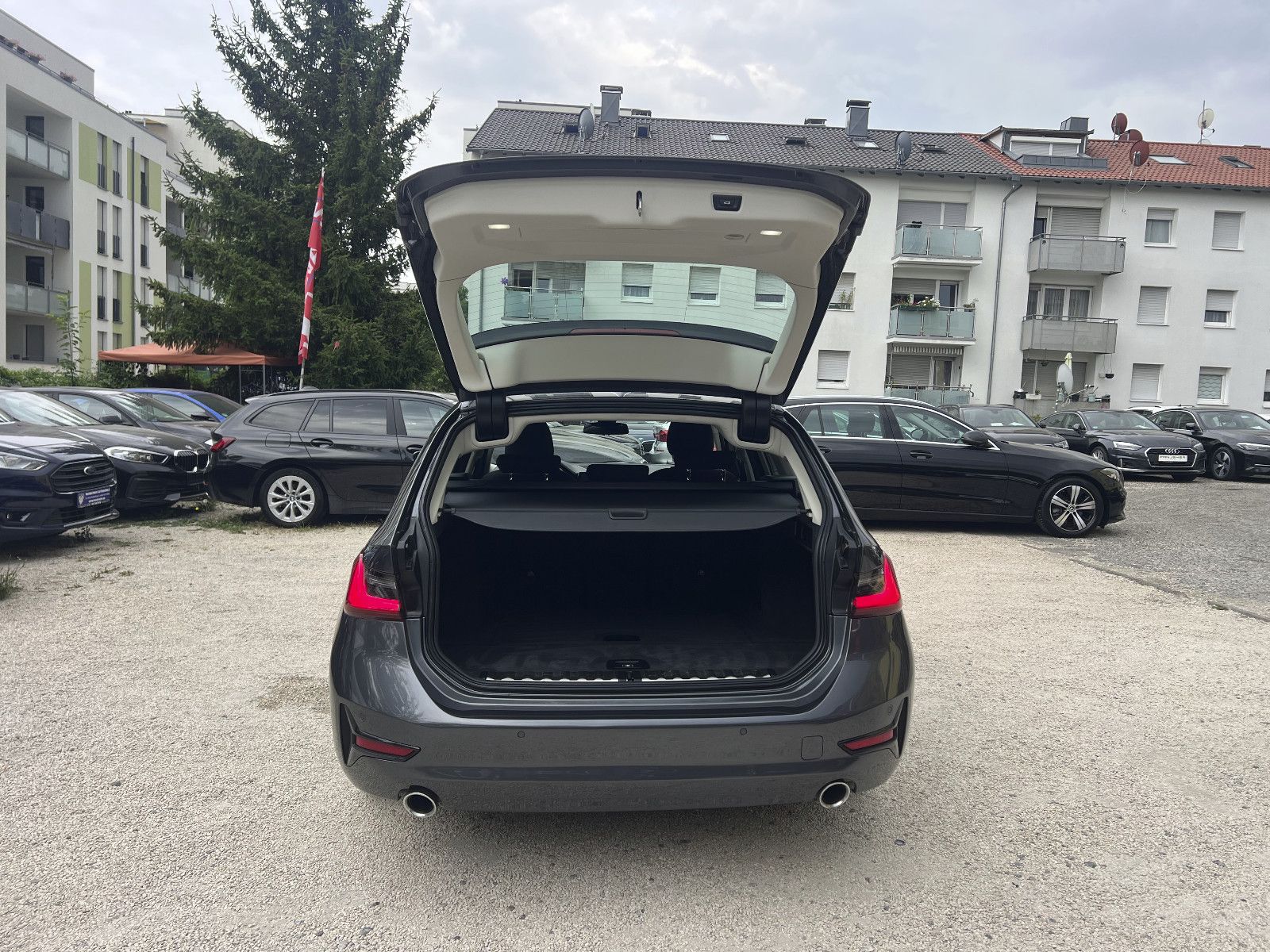 BMW 320 d xDrive Advantage LASER+TOTWINKEL+SPURAS. foto 10
