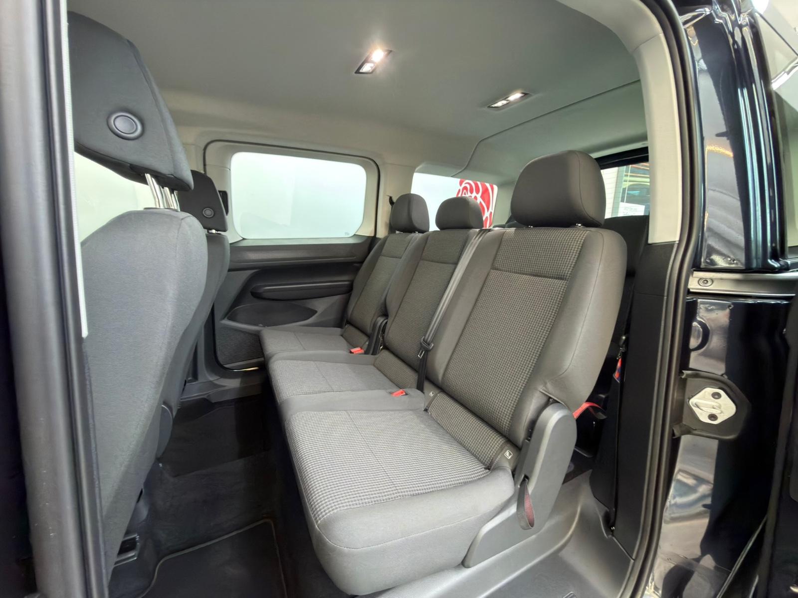 Volkswagen Caddy Basis Maxi #AHK#5j.Garantie#7Sitze#SHZ#App