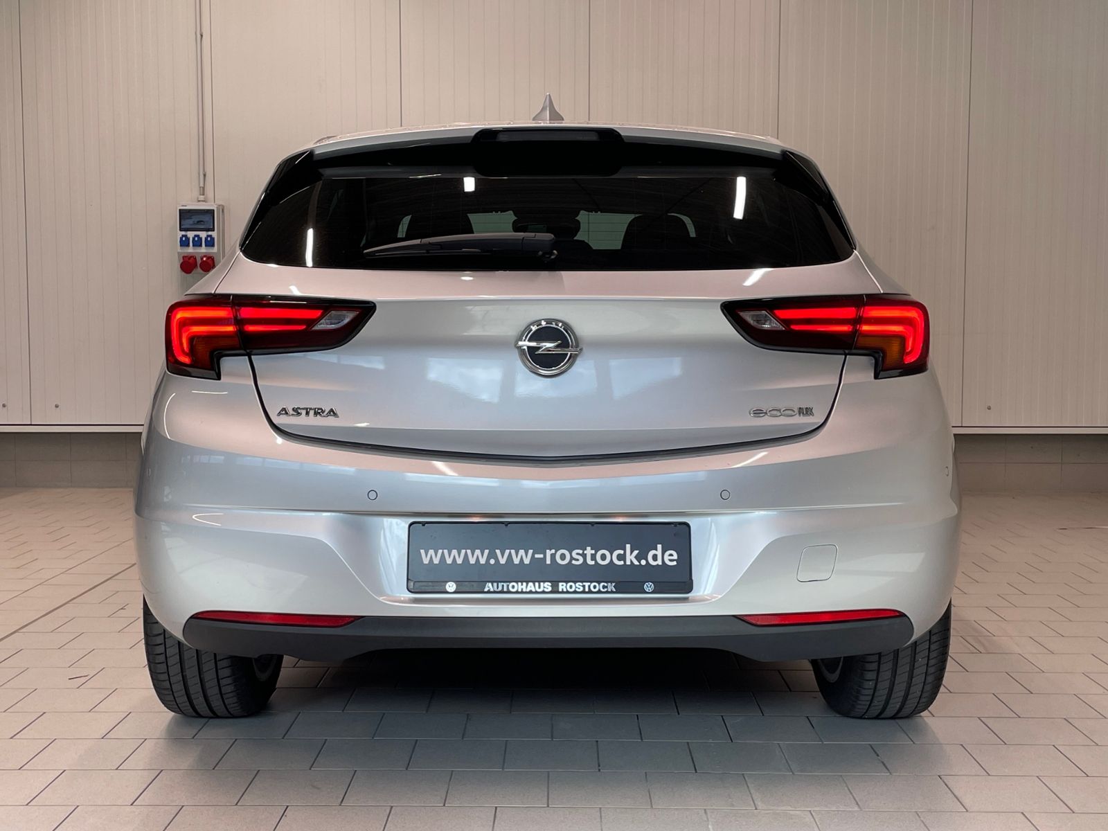 Astra K Dynamic 1.0 Turbo NAVI TEMPOMAT