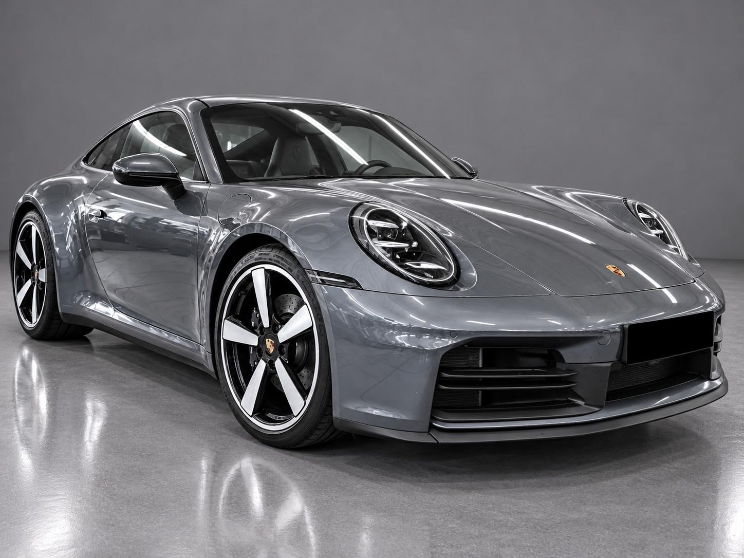 Porsche 992