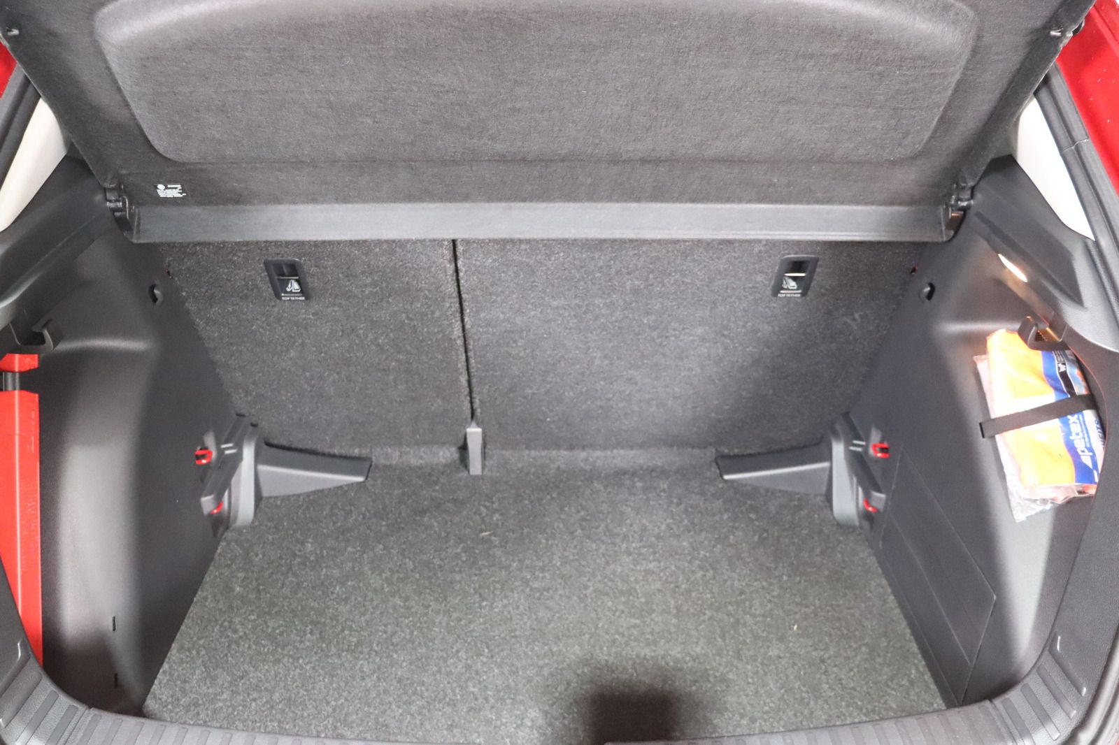 Fahrzeugabbildung SKODA Fabia 1.0 MPi * 1.Hd * LED * Klima