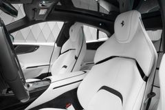 Purosangue BLACK/WHITE FULL CARBON PANORAMIC