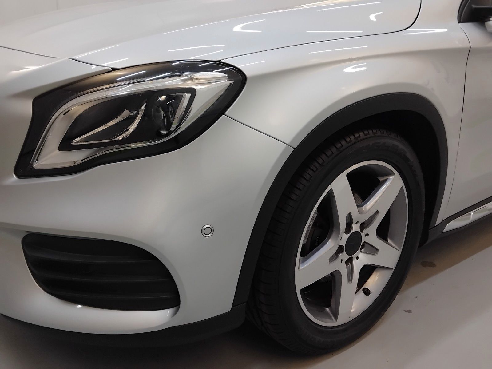 Mercedes-Benz GLA 200 (01/2020, Benzin)
