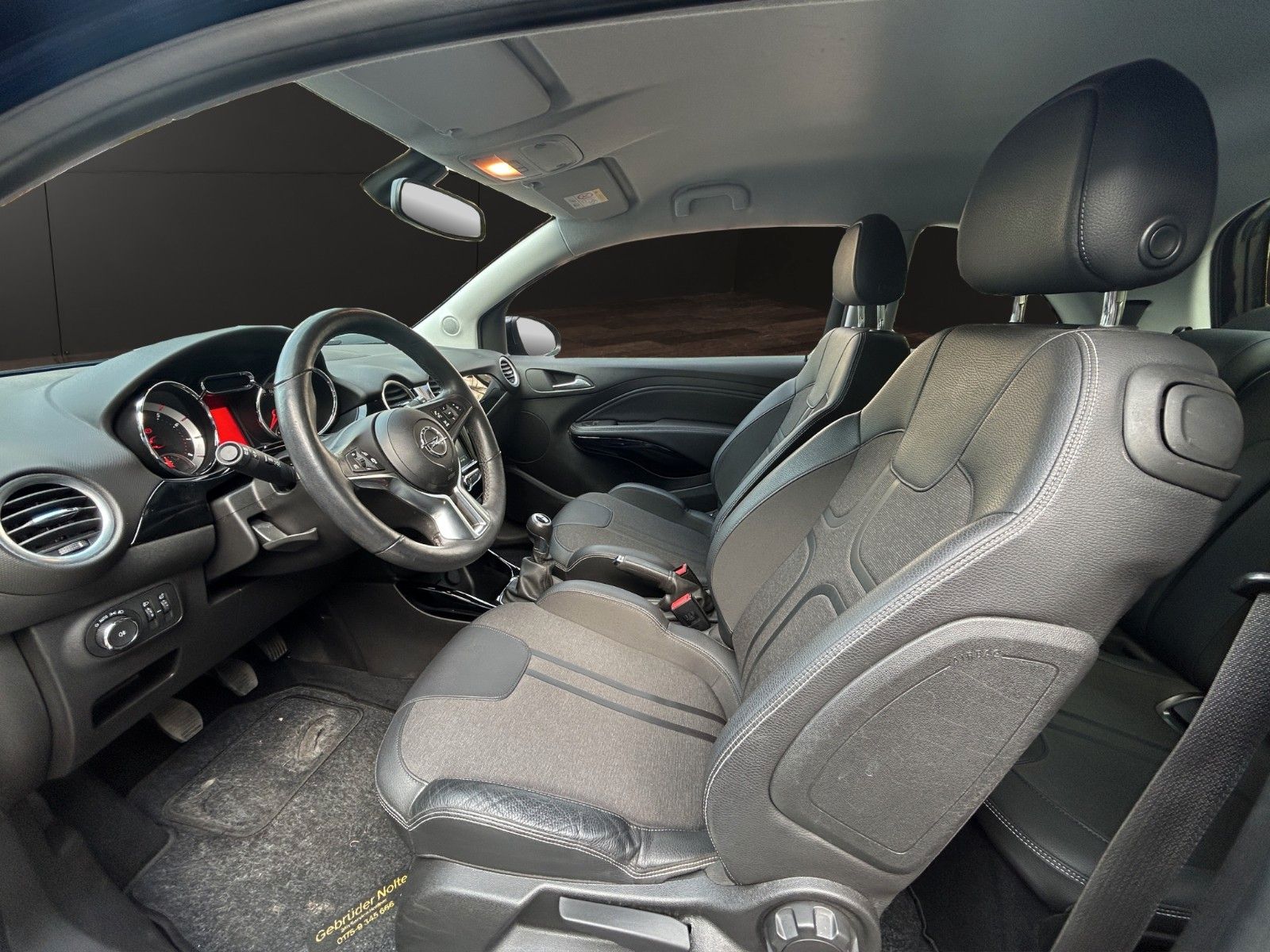 Fahrzeugabbildung Opel Adam 120 Jahre Klima/Parksensor/Tempomat/