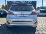 Hyundai i30 cw blue Style*AUTOMATIK*KAMERA*NAVI* - Hyundai i30 mit Diesel-Antrieb: Kombi