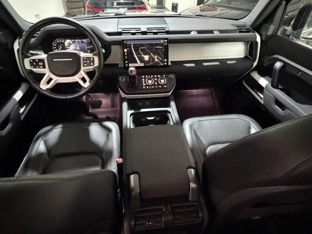 Land Rover DEFENDER 110 SE 3.0D,LEDER,DAB,360 KAM,MEM,LUFT