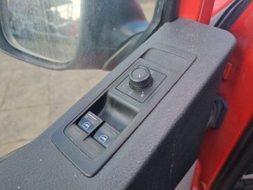 Volkswagen T6 Transporter - 12