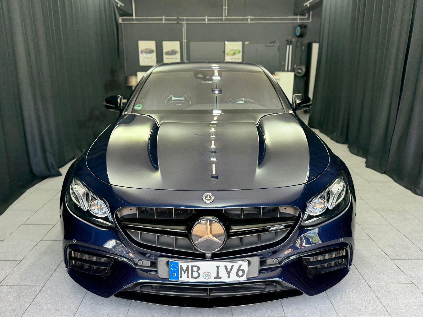 Fahrzeugabbildung Mercedes-Benz E 63 S AMG 4Matic+ |3D-BURMESTER|VOLL