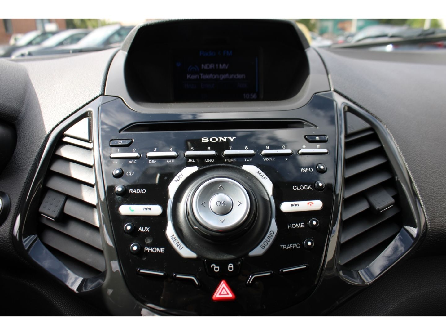Fahrzeugabbildung Ford EcoSport Titanium 1.0 EcoBoost Zahnr. NEU Leder