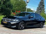 BMW 320i *M SPORTPAKET* NEW MODELL* CURVED*HUD*19"LM - BMW 320 mit Benzin-Antrieb: Limousine, 320i M Sportpaket