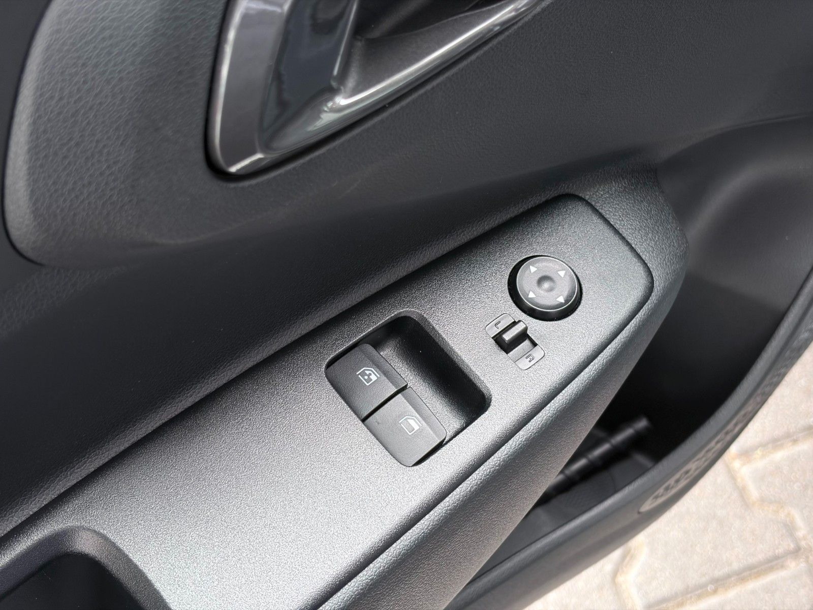 Fahrzeugabbildung Hyundai i10 Trend MY25 63PS Navi/SHZ/Allwetter!