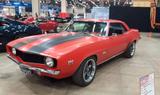Chevrolet Camaro - Chevrolet Camaro: Orange