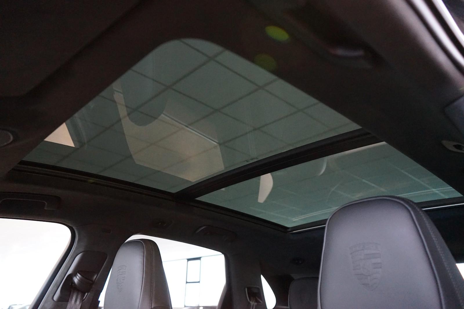 Porsche Cayenne GTS | Pano | SportDesign | Carbon | 22"