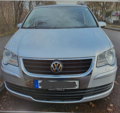 Volkswagen Touran United 7 Sitzer SHZ Navi 8Fach PDC MFL