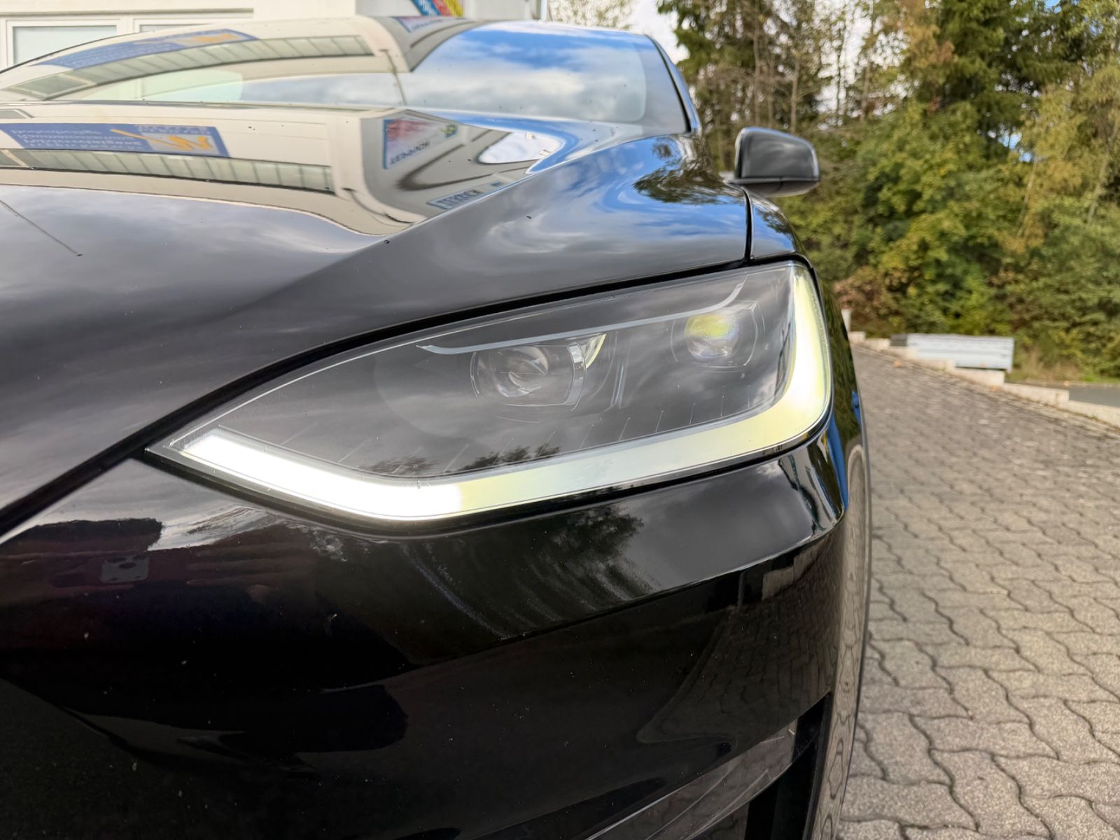 Tesla Model X Plaid*HW4*6 Sitzer*22 Zoll*Creme Innen* imagem 3