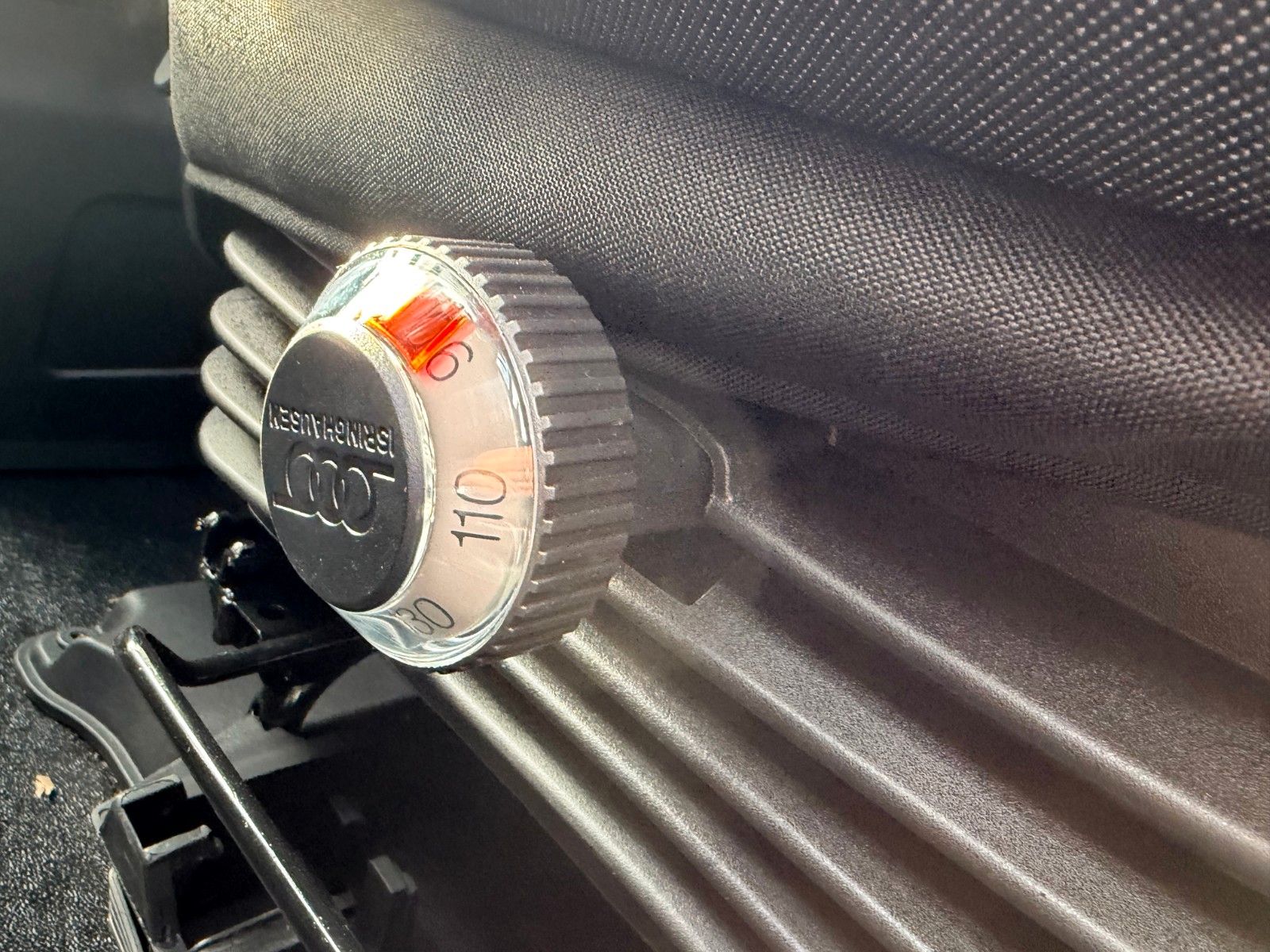 Fahrzeugabbildung Iveco Daily 35S14 A8*R3.450mm*Automatik*Kamera*3Sitze*