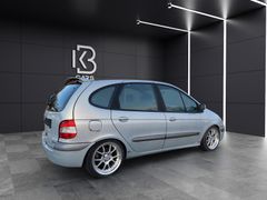 RENAULT Scenic 2.0 16V Expression