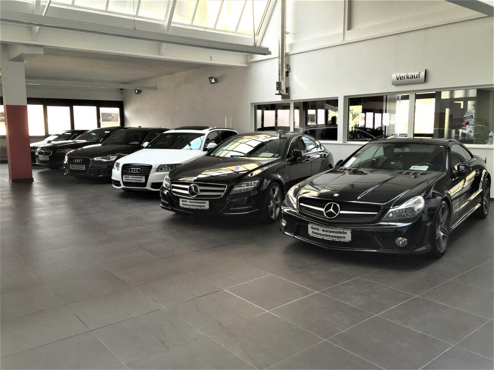 showroom-image-top